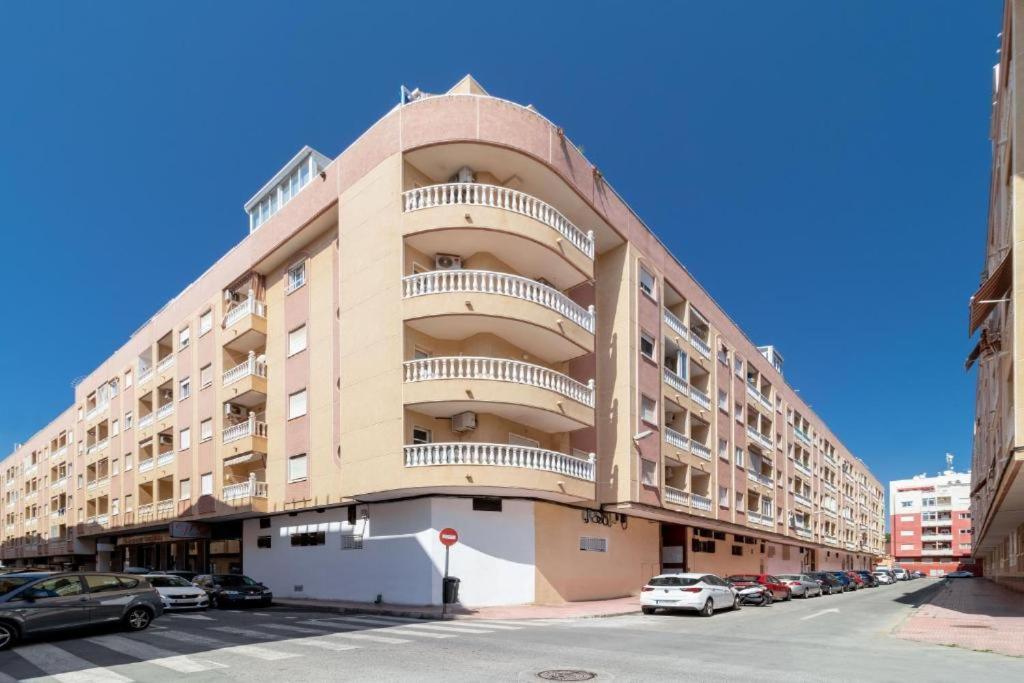 Bonito Apartamento En Torrevieja Buitenkant foto